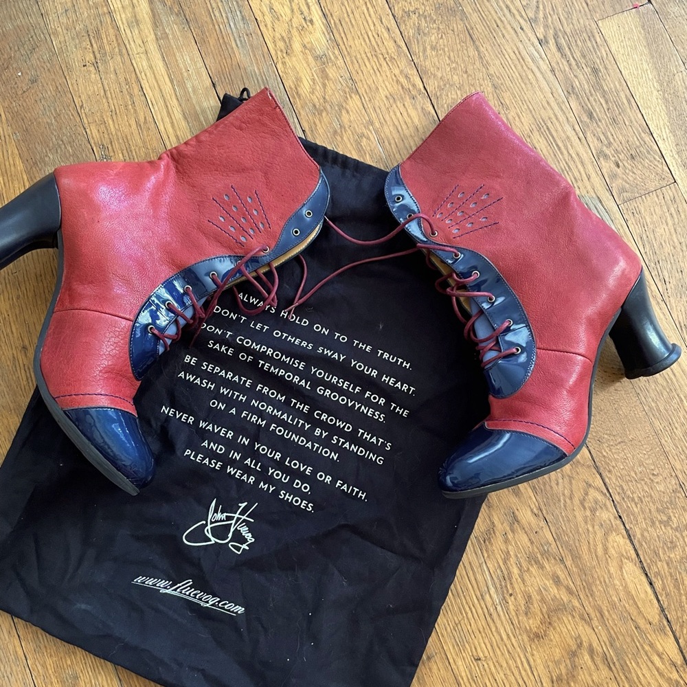 John fluvog women’s boots. Bought for $350 in 2015 worn rarely.